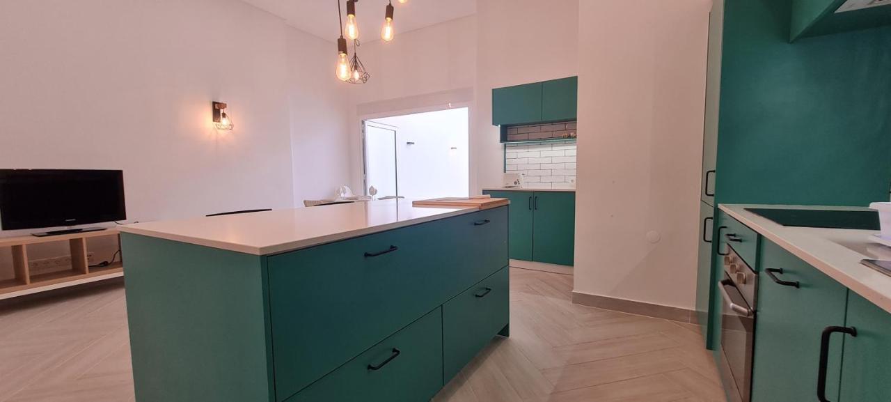 Coconut Monte Gordo Apartment Exterior photo